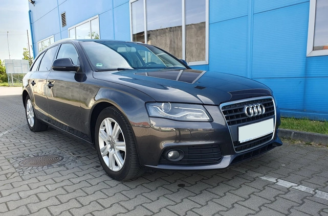 Audi A4 cena 29900 przebieg: 271782, rok produkcji 2008 z Legnica małe 172